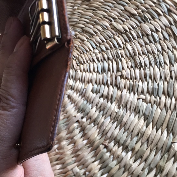 Authentic preloved Louis Vitton Key Holder - Picture 12 of 17